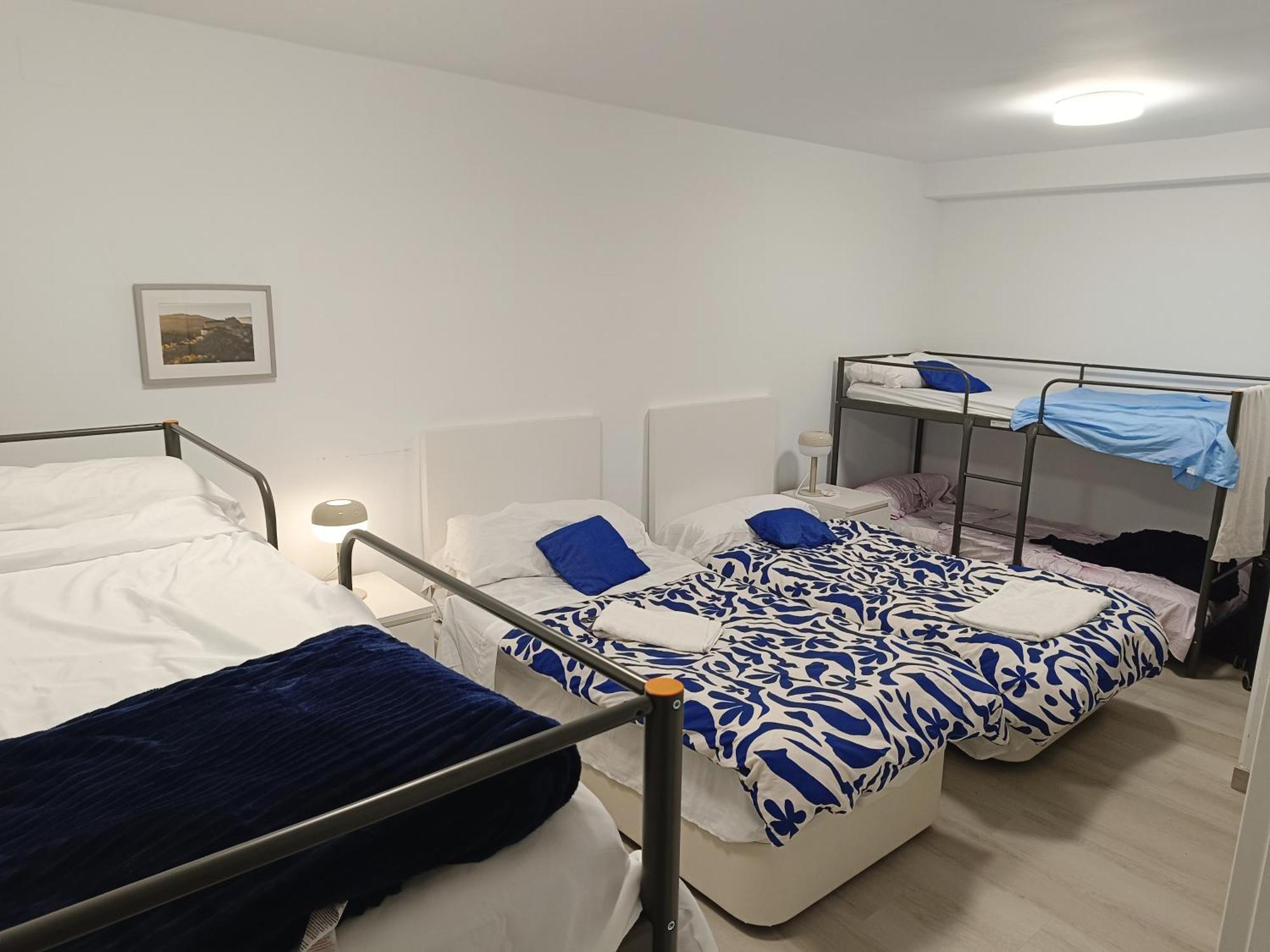 Hostel Latimoamericano Masculino Madrid Extérieur photo
